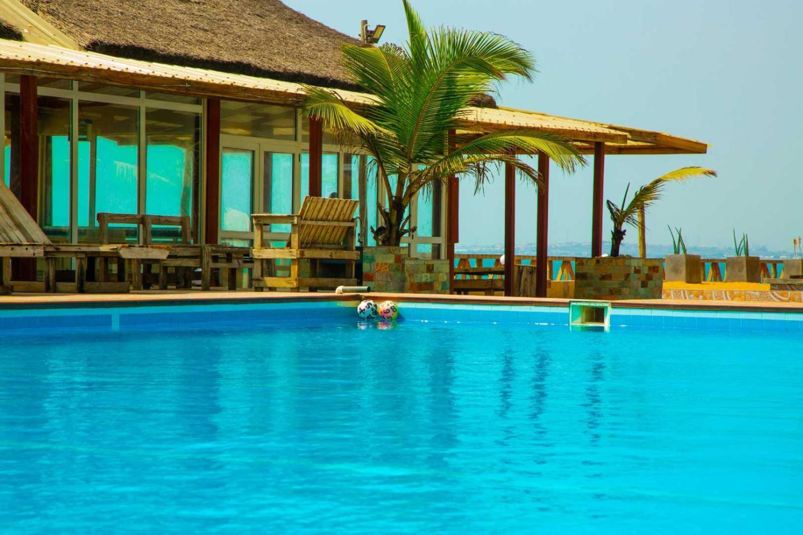 Ocean Green Beach Resort Prampram 外观 照片