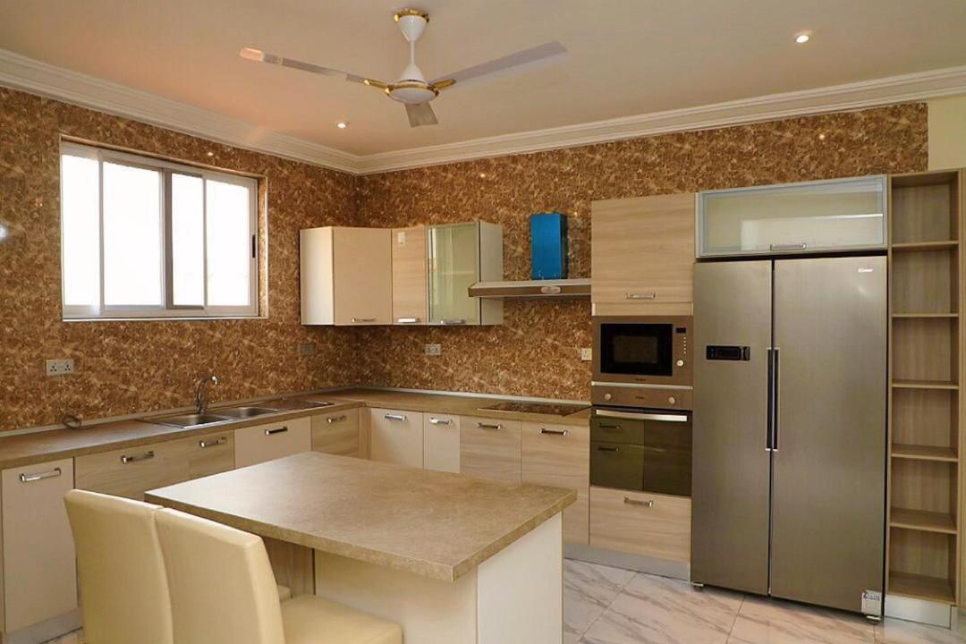 Ocean Green Beach Resort Prampram 外观 照片