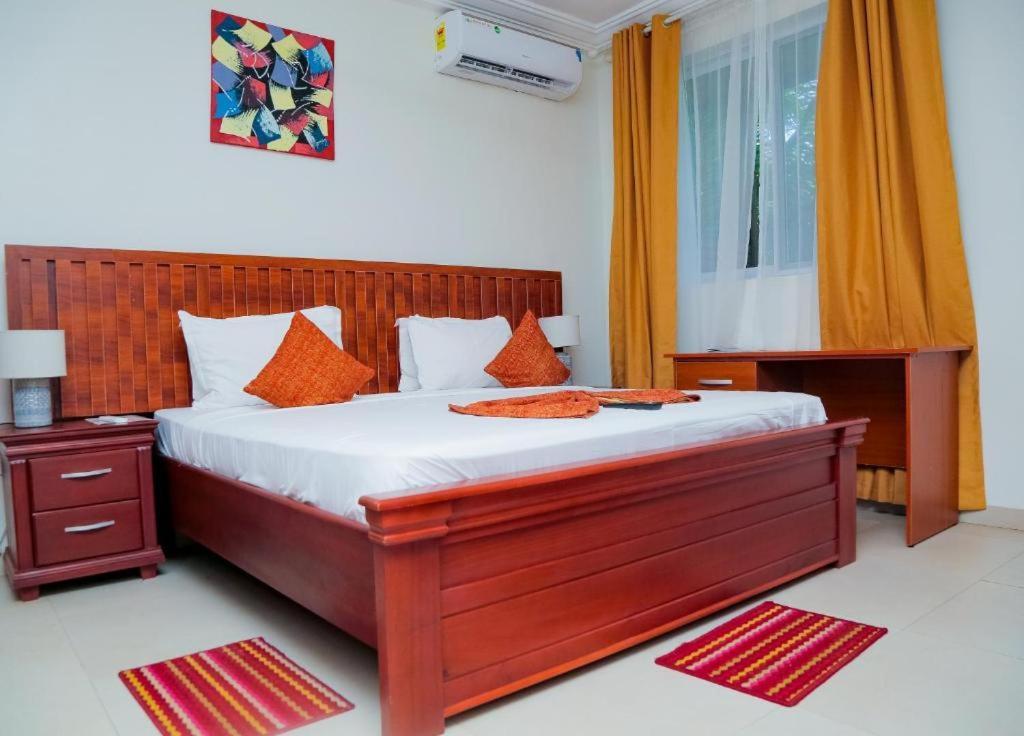 Ocean Green Beach Resort Prampram 外观 照片