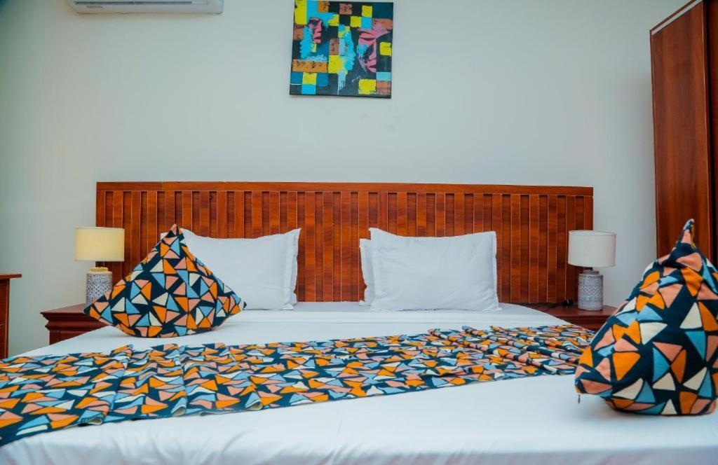 Ocean Green Beach Resort Prampram 外观 照片